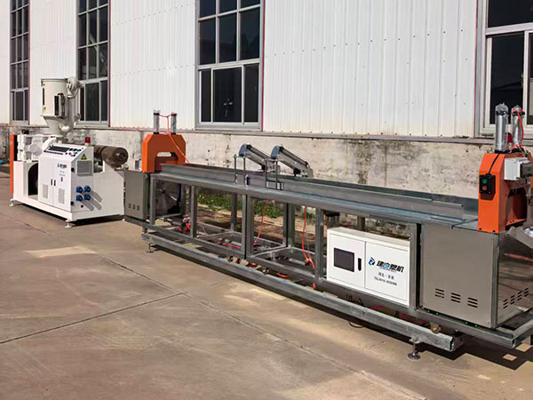 80型尼龍隔熱條生產(chǎn)線(xiàn)